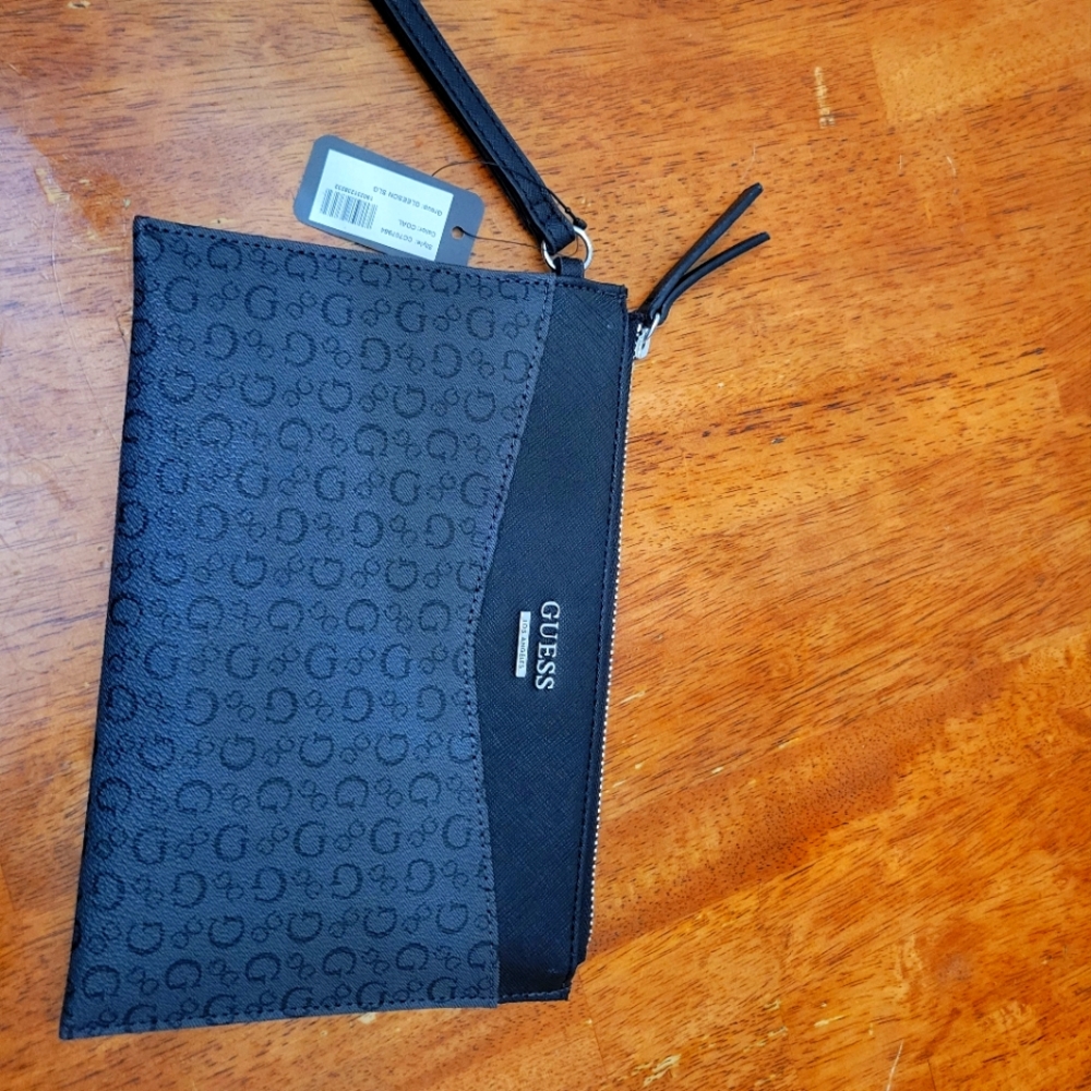 Guess wristlet